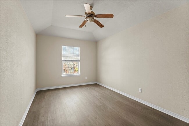 Building Photo - 2008 Spotted Ct