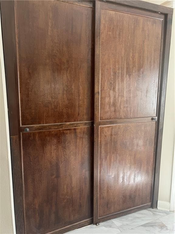 Building Photo - 5455 Woodrun Ln