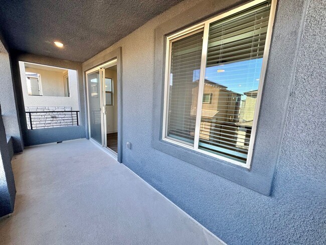 Building Photo - MOVE IN SPECIAL WITH THIS BEAUTIFUL BRAND NEW HOME: 3-BEDROOM HOME IN SUMMERLIN RESIDENCE