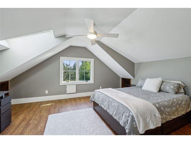 Building Photo - 4015 Wood End Dr