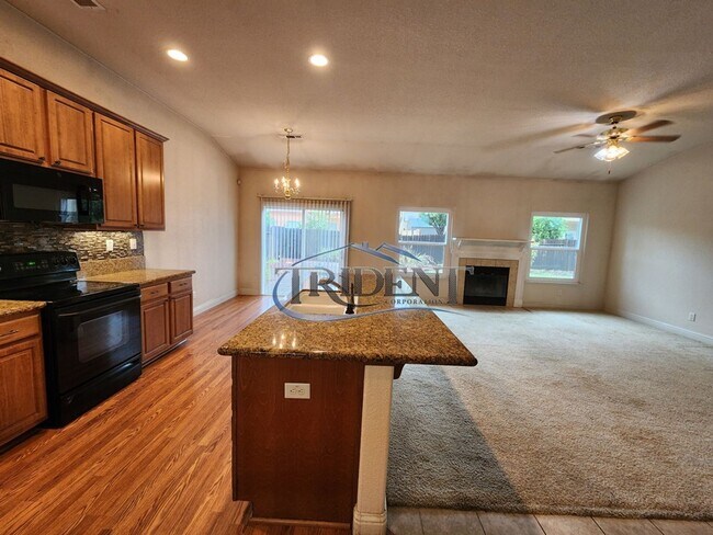 Building Photo - 4 bedroom 2 bath locaded in a cultisac