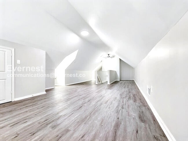 Building Photo - 1711 Westhaven Dr SW