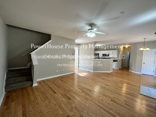 Building Photo - 2403 Walnut Tree Ln