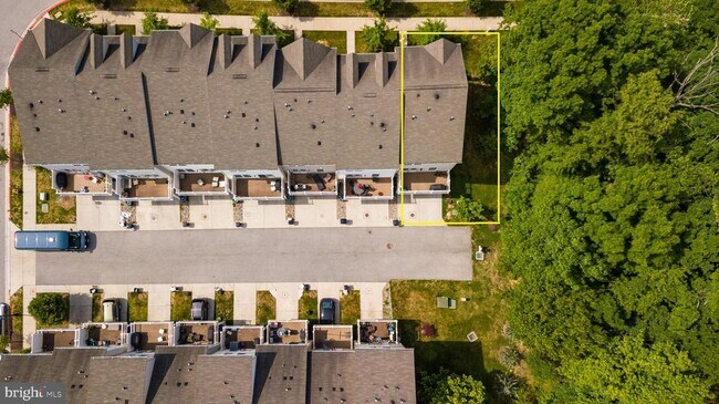 Building Photo - 7855 Port Capital Dr