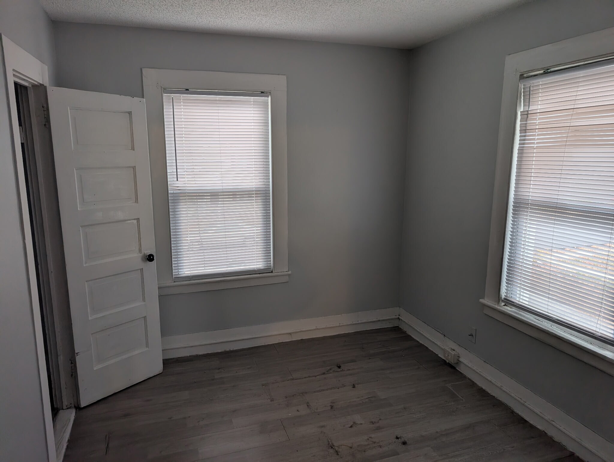 Building Photo - 91-93 Larrabee St