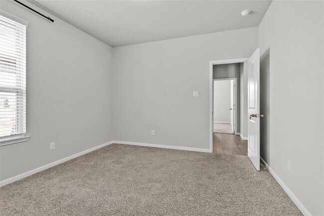 Building Photo - 10220 Goose Creek Ln