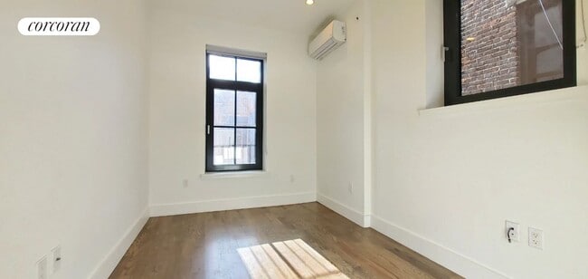 Building Photo - 116 E 116th St