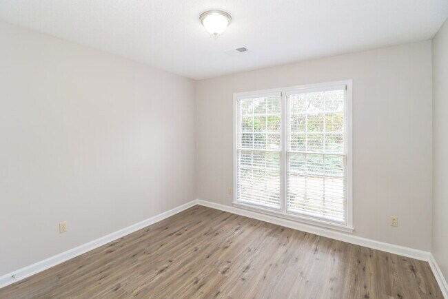 Building Photo - 1501 Cider House Ln