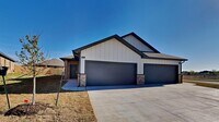 Building Photo - 12612 Carrara Ln