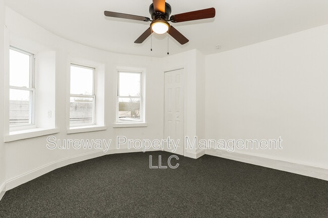 Building Photo - 447 Pusey Ave