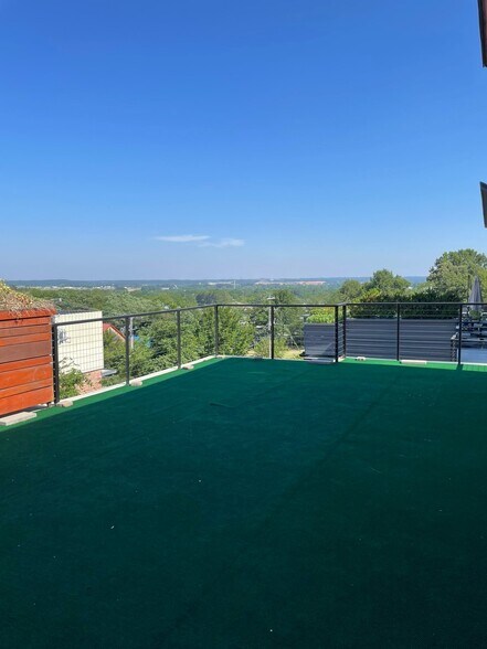 Building Photo - 1 N Desoto Pl