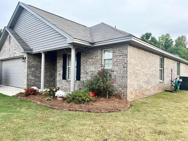 Building Photo - 20 Ivory Ct