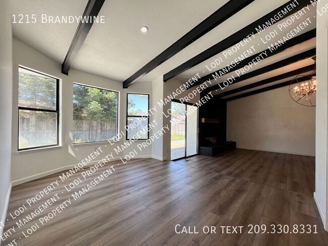 Building Photo - 1215 Brandywine-