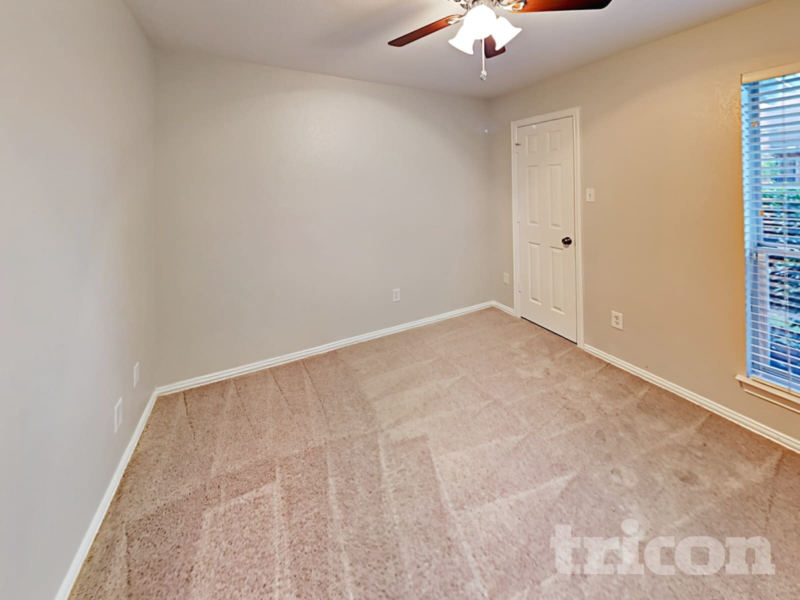 Building Photo - 836 Greenridge Dr