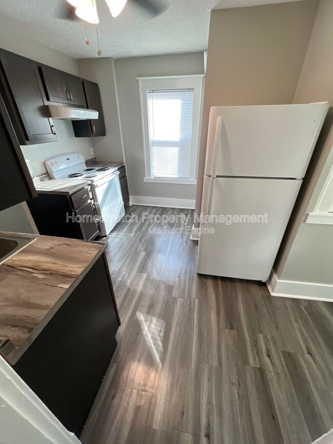 Building Photo - 7014 Edison Ave