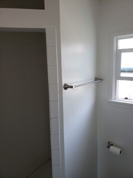 Building Photo - 720 Walnut St