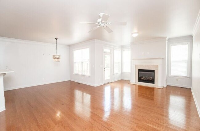 Building Photo - 2069 Cobblestone Cir NE