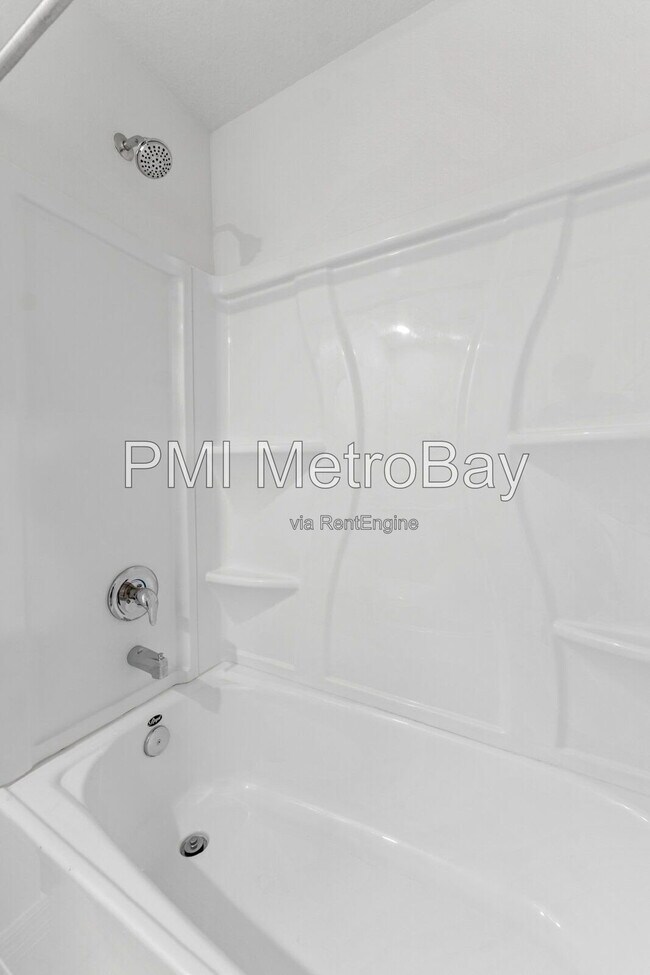 Building Photo - 5137 Benjamin Eric St