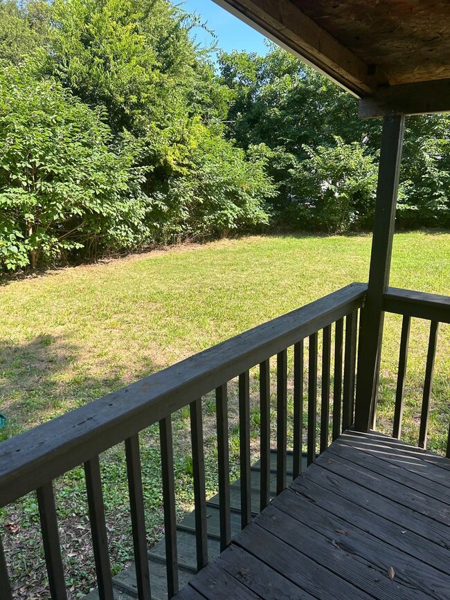 Building Photo - Greenville, 3BD/2.BA, 1536