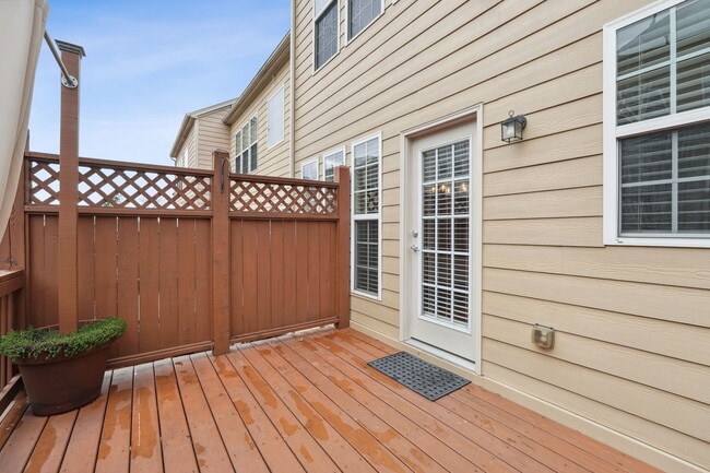Building Photo - 4913 Greylock Walk SE