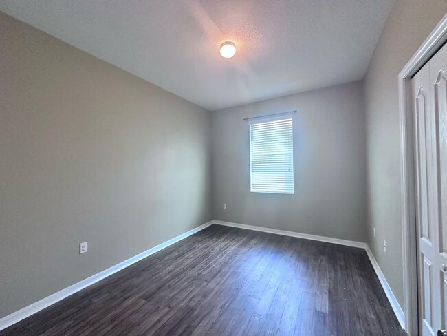Building Photo - 15247 Montesino Dr