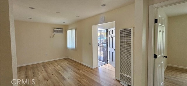Building Photo - 2030 E 77th St