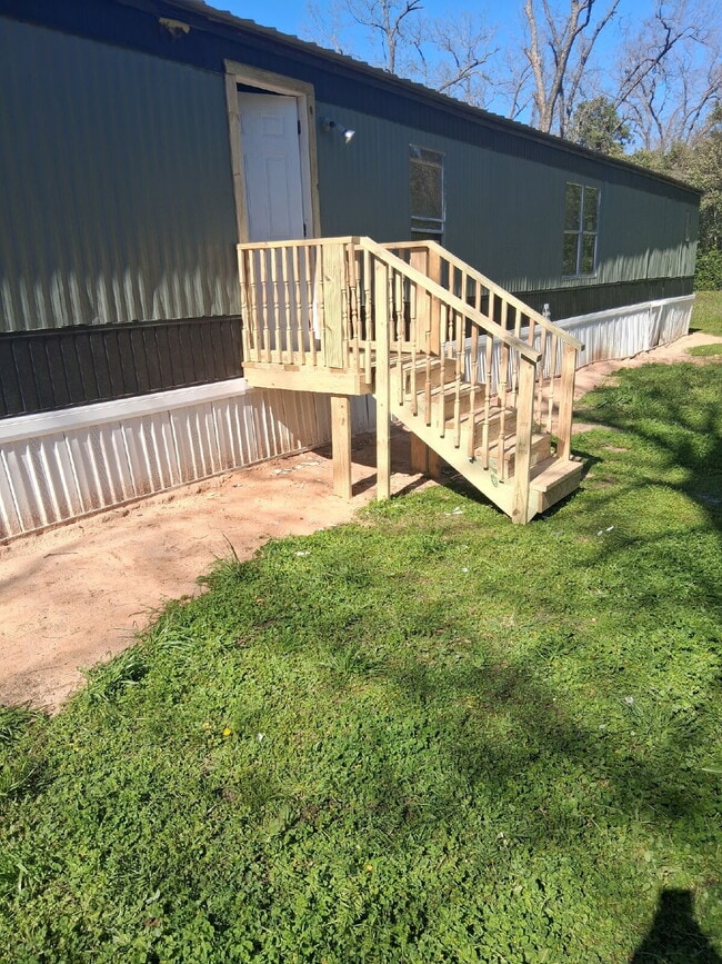 Building Photo - RENT or  Rent to Own Opportunity!