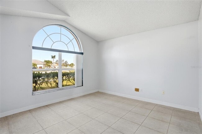 Building Photo - 5784 Donnelly Cir