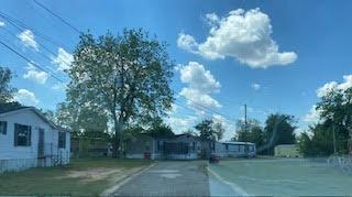 Building Photo - 1110 College Cir S