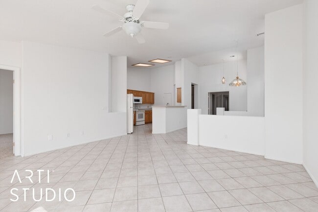 Building Photo - ***Sunset Greens 3 Bedroom 2 Bath Unfurnis...