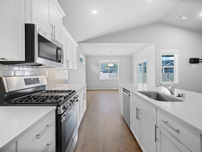 Building Photo - Modern 3BR/2BA Ranch – Living in Spokane