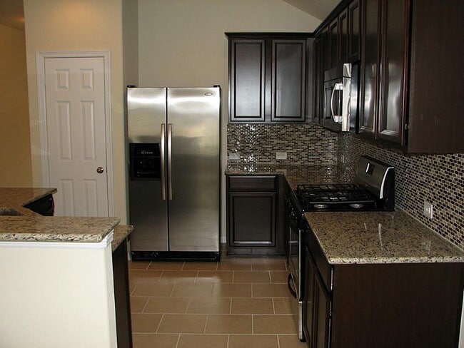 Building Photo - 13113 Southern Creek Dr
