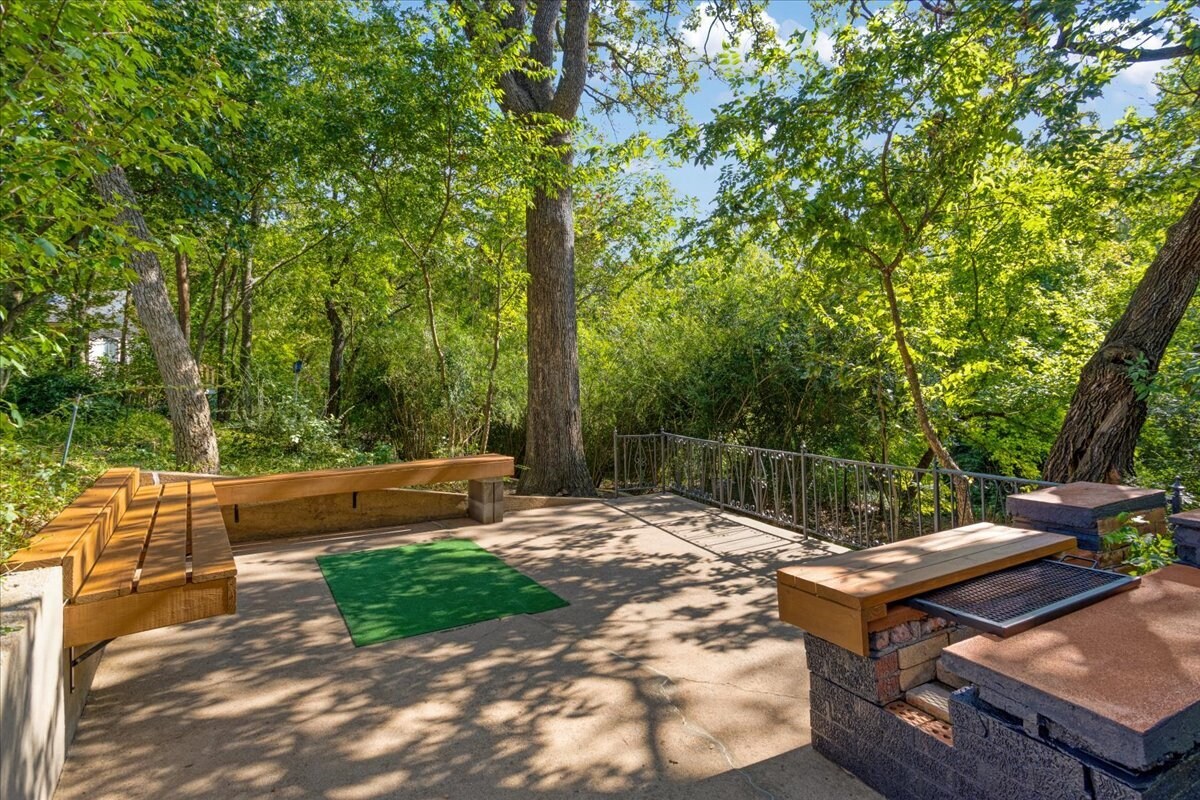 Building Photo - 524 N Wharton St