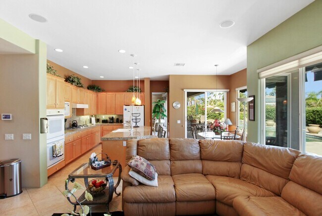 Building Photo - 45456 Box Mountain Road Unit