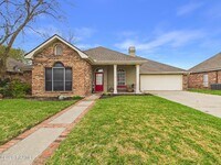 Building Photo - 430 Planters Row