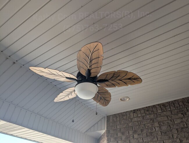 Building Photo - Luxurious Relaxation in Raintree