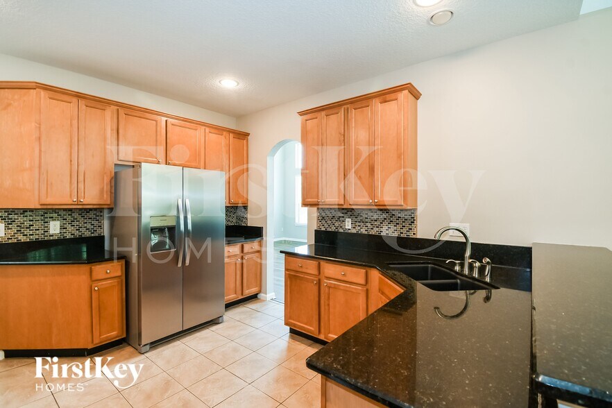 Building Photo - 2593 Country Side Dr