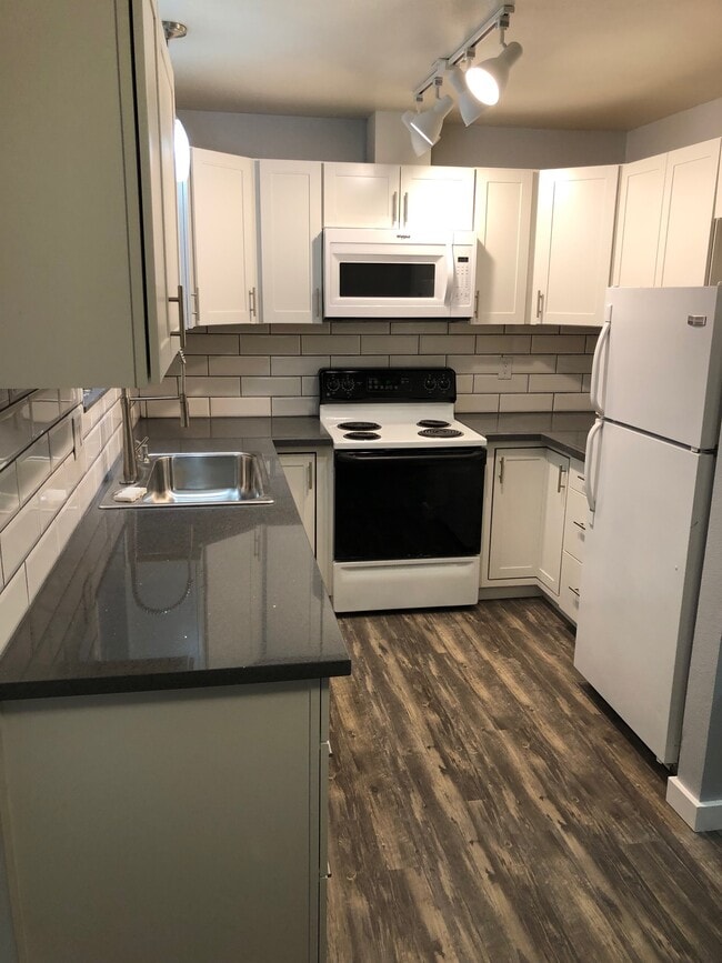 Building Photo - 5804 186th Ave E