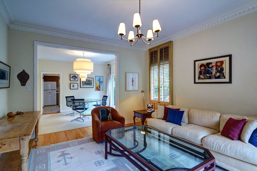 Building Photo - 755 N Harper Ave