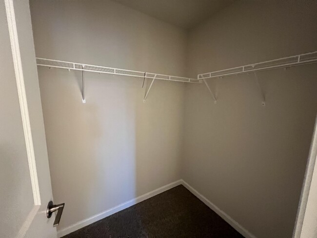 Building Photo - 2267 Graywell Ln