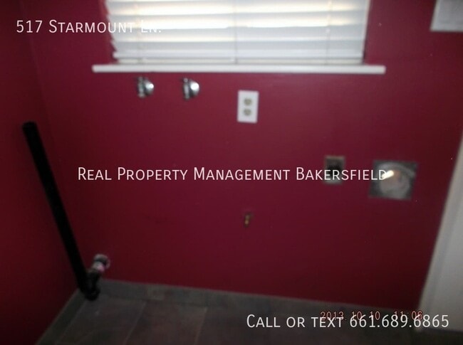 Building Photo - 517 Starmount Ln