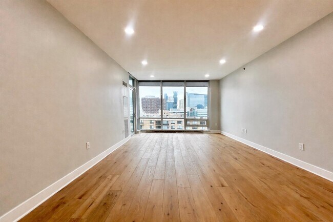 Building Photo - 20 Newport Pkwy