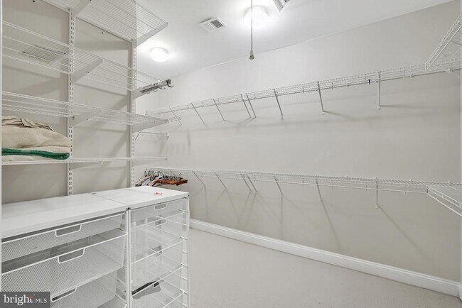 Building Photo - 3037 Moore Ln