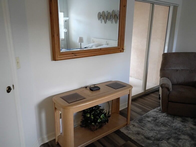 Building Photo - 10027 Perfect Dr