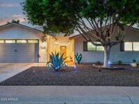 Building Photo - 2530 N 68th Pl