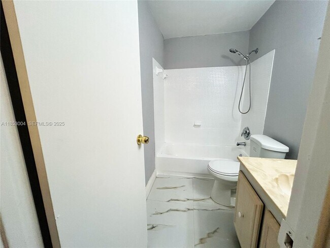 Building Photo - 5603 Blueberry Ct