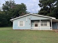 Building Photo - 1025 17th St NE