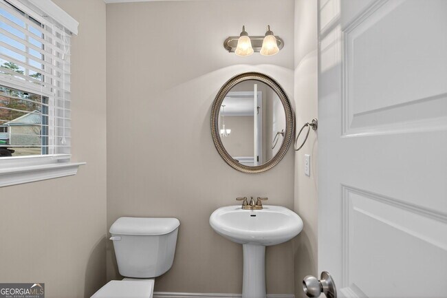 Building Photo - 5845 Garden Cir