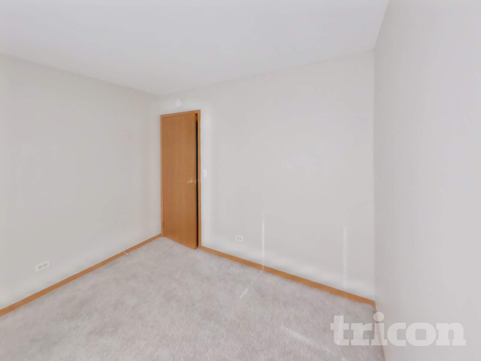 Building Photo - 1331 Fairfield Ct