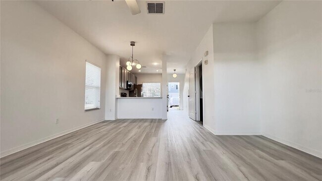 Building Photo - 10946 Savannah Wood Ct